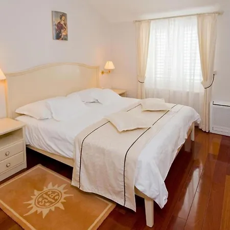 Sunceva Postelja - Luxury With Balcony And Panoramic View Brela